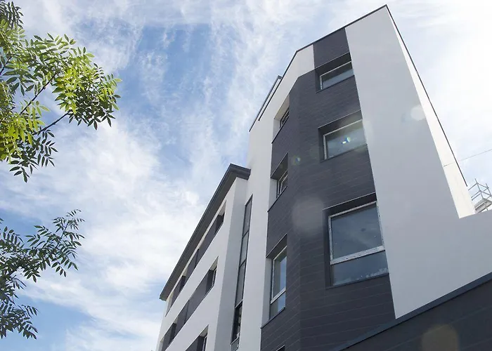 Хостел Cats Hostel San Sebastian *