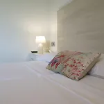 Cats Hostel San Sebastian *