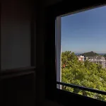 Cats Hostel San Sebastian *